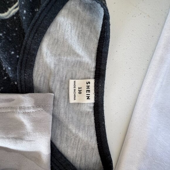 Set of 4 Boys Graphic & Patterned T-Shirts Size S/M - Picture 7 of 7